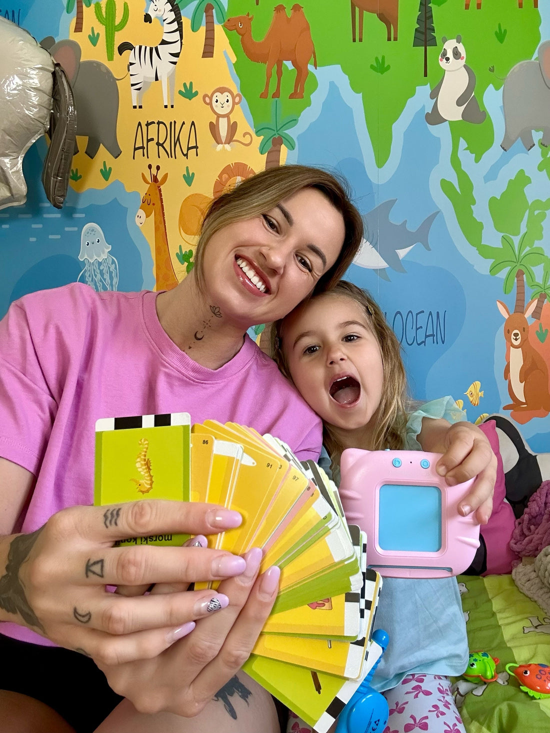 „To tylko kilka minut z telefonem…” – Tak niezauważalnie robimy z dziecka małego „uzależnionego od ekranów” – i co możesz z tym zrobić TERAZ